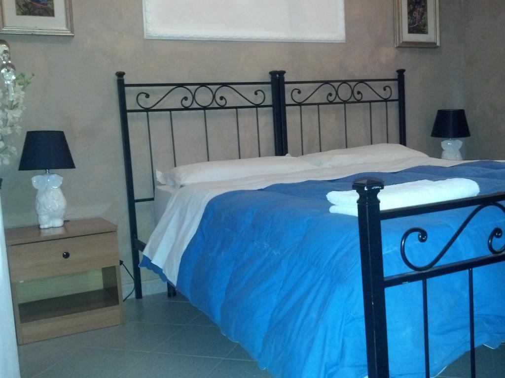 Napoleon Guesthouse Roma Oda fotoğraf